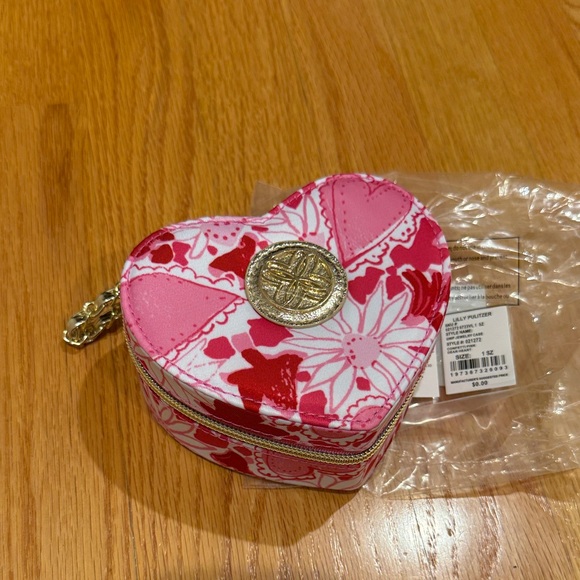 Lilly Heart Jewelry Box - Picture 2 of 10